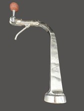 Ancienne colonne de tireuse à