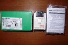 VARIATEUR FREQUENCE VITESSE ALTIVAR ATV12H075M2 ONDULEUR 220V/ TRIPHASE P=0,75kW