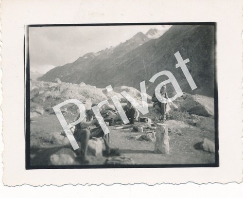 Photo division - wk,