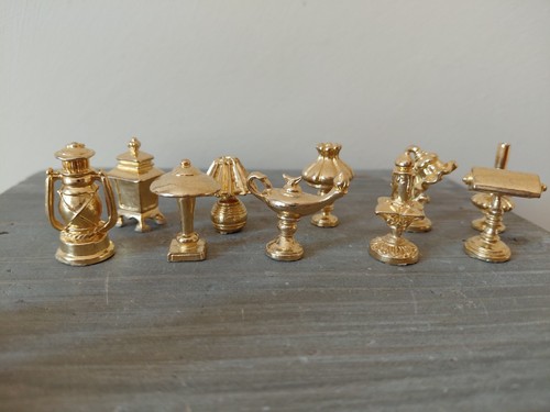 Lot 10 fèves dorées - 10,