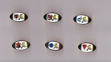 pin's rugby - match Nice (existe en 6 versions) longueur: 2,5 cm