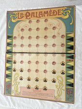 Plateaux jeux dont une - 3,