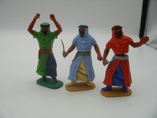 Figurine plastique 1/32 Lot 3 soldats Arabe Sarrazin Timpo toy