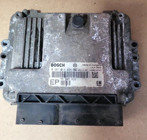 Calculateur moteur opel zafira - moteur,