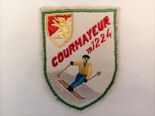 COURMAYEUR Écusson en feutrine brodée - Vallée d'Aoste Italie - 5 cm x 6,5 cm