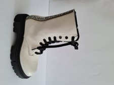 Bikkembergs Bottines à Gros Talon / Unisexe Noué Gisa en Cuir - 529 (Crème)