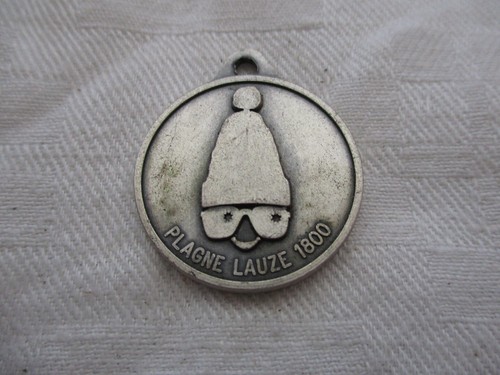 Ancienne medaille gloria - ancienne,