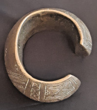 ANCIEN BRACELET D'ESCLAVE EN BRONZE - ART D'AFRIQUE - 471 gr