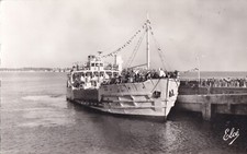 Carte postale ancienne postcard ROYAN arrivée du bac du Verdon