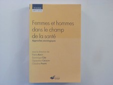 Femmes Et Hommes Dans Le Champ