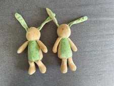 Lot De 2 doudous Peluches lapin Beige  Bleu Jaune Fleurs  klorane Vert
