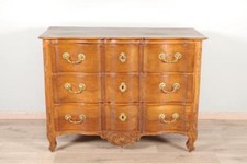 Commode dauphinoise d'époque XVIIIe siècle