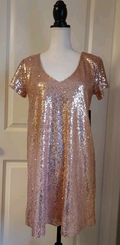 Lulus women light up the - "light,