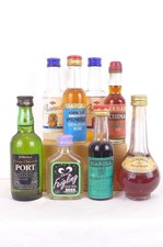 3 cl alcools divers lot de 8 mignonnettes