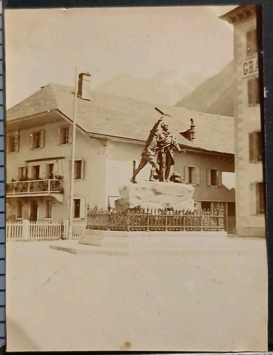 D74 chamonix 1898 monument - chamonix,