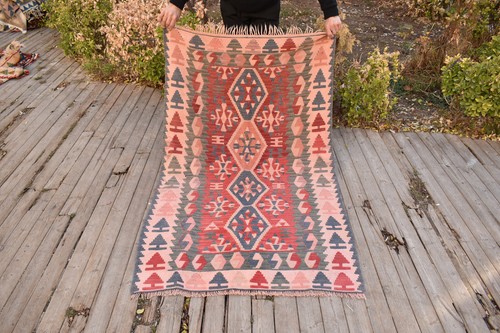 Tapis turc x67 tissé - 41''x67'',