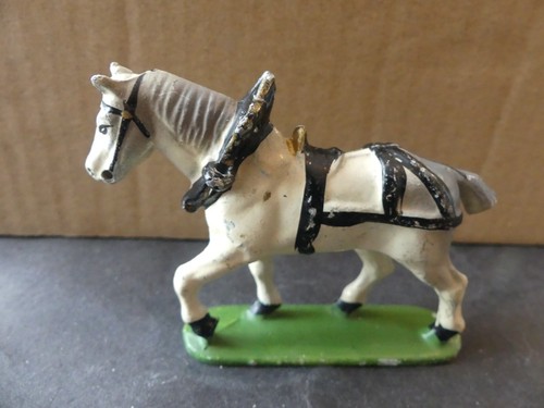 Figurine quiralu ferme - quiralu,