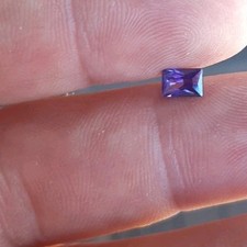 Tanzanite Lab Laboratoire. Lot De 1 Pierre Lots , 0.9 CARAT CREATION BIJOUX