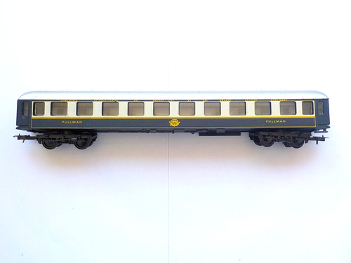 Voiture lima voyageurs - lima,