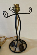 Pied de lampe en fer forgé patine noir décor floral Art déco nouveau