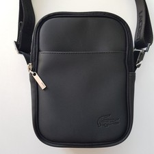 Sacoche Zippée Noire Lacoste