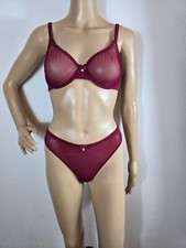 Ensemble soutien-gorge et string en voile bordeaux taille 75D et L
