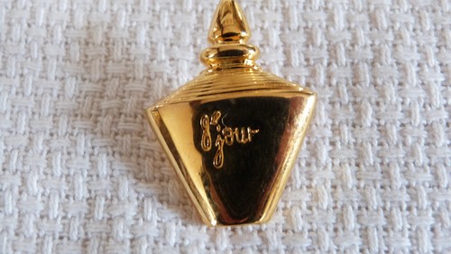 Broche yves rocher métal - yves,