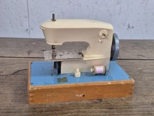 Jouet Ancien Machine A Coudre (Système Électrique Non Testé)