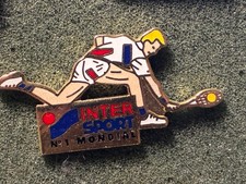 Pin's tennis intersport