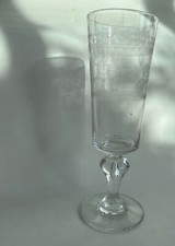 Grand verre tronconique type calice décoré époque 19ème Normandie
