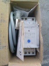 Relais /interrupteur crépusculaire THEBEN LU110 + cellule encastré  2/200LUX