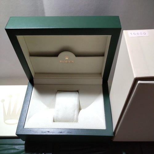 Véritable boîte montre - boîte,