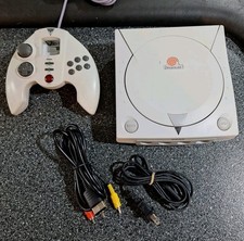 Sega Dreamcast Console Bundle