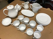SERVICE A Thé  ou café VERITABLE  PORCELAINE DE LIMOGE BLANC POLAIRE  20 Pièces