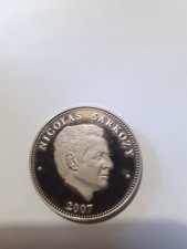 medaille de nicolas sarkozy president de la republique 2007 ttb