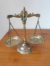 Balance de justice en bronze