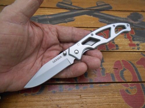 Gerber paraframe knife - i,