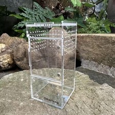 Terrarium en acrylique