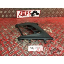 Ouie de radiateur gauche