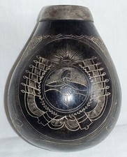 Noix gravée travail de Bagne Bagnard Artisanat Armoiries ARGENTINE Blason 