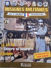 FASCICULE INSIGNES MILITAIRES