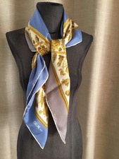 Superbe Et Authentique Foulard