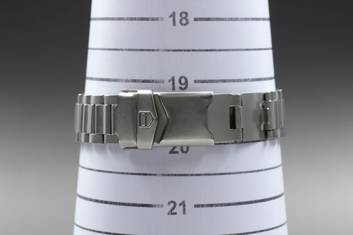 Montre pour homme - , tag
