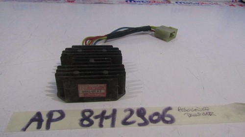 Régulateur tension voltage - de,