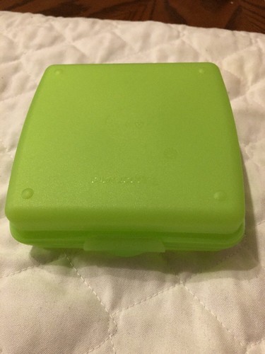 Tupperware neon green - green, sandwich