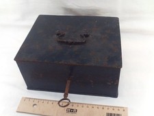 ancienne boite, coffre fort en