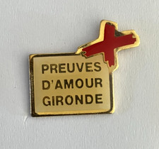 02 -  Pin's LA CROIX ROUGE -