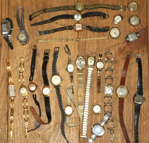 Montre mécanique vintage - montre,