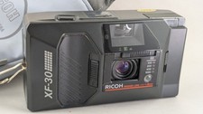 Compact argentique RICOH XF-30 avec objectif 4/35mm, entièrement fonctionnel
