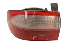 Feu arriere principal gauche